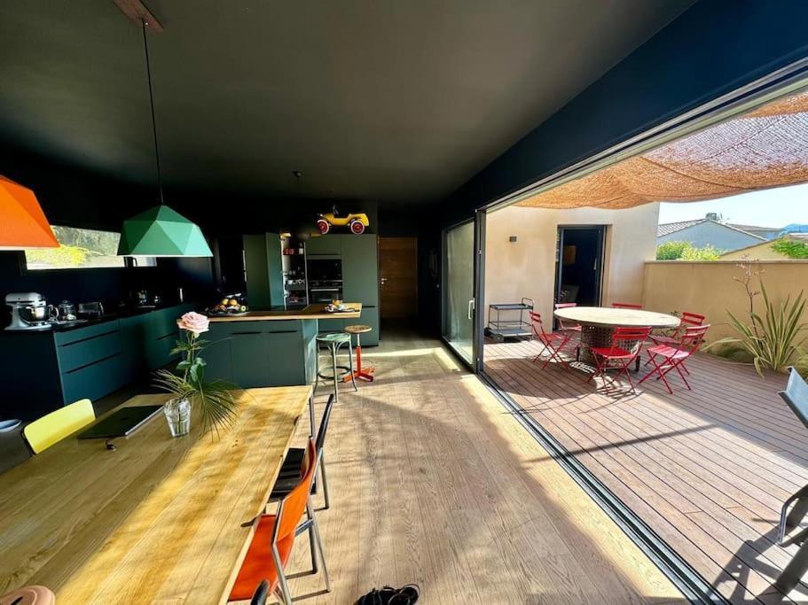 Maison D'Architecte Avec Piscine-Spa Chauffe En Centre Ville De וזון-לה-רומיין מראה חיצוני תמונה